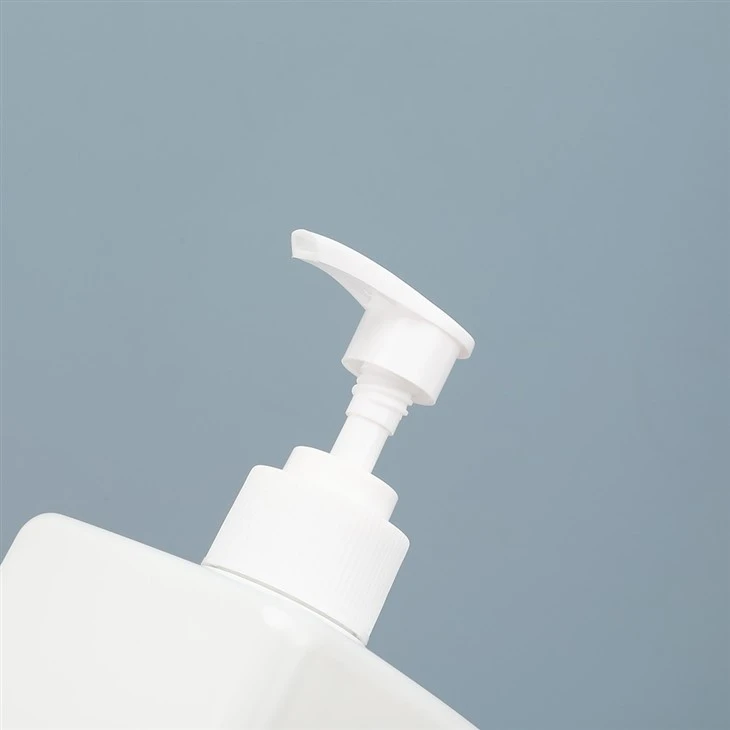 Empty Plastic Spray Bottle With Pump