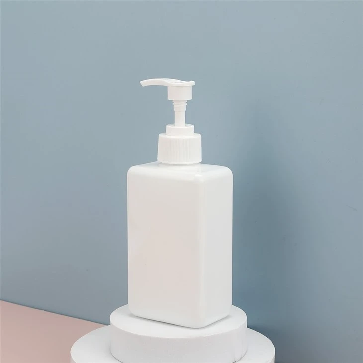 Empty Plastic Spray Bottle With Pump